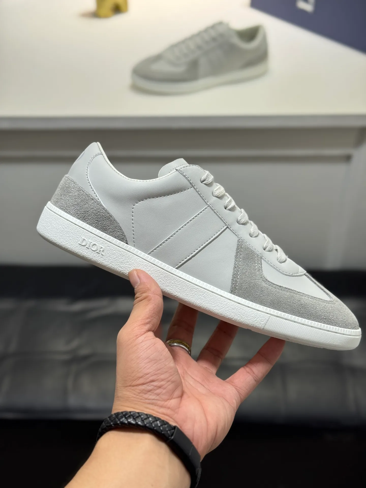 Men's Men's Shoes💰380【New Style】🎠🎠Dior🔍Top Purchasing Agency🇮🇹Di's hot style super popular sneakers are synchronized with the new product counters. The uppers are original Italian imported cowhide, the logo graphics are perfectly reproduced with complex craftsmanship necessary for fashionistas, and the imported soft sheepskin lining is Sole: The original sole is specially provided by the original factory. The exclusive movable molded sole is super comfortable. The original factory follows the order. 🔍🔍Multiple colors are available. You can enter and exit the counter at will. Welcome to compare. A must-have for trendy men. Code number: 38-44 (45 customized